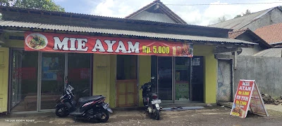 MIE AYAM 5000 DAN ES TEH TERBIS 2500