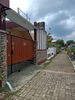 Kost RZ Ekslusif