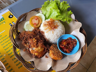 Formosa Cafe & Swimming Pool