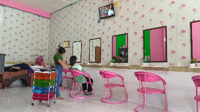 Fransisca Salon