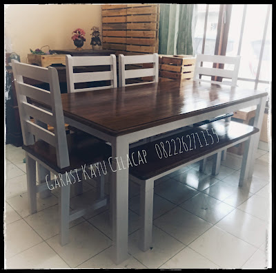 Garasi Kayu