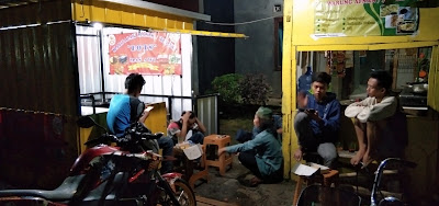 Gerai martabak mas AWI Gandrung manis