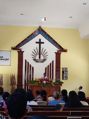 Gereja Kerasulan Baru Karangsari (GKBI)