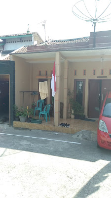 Gladys AK