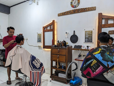 GLORI BARBERSHOP