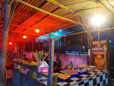 GUBUG KOPI vs ANGKRINGAN " MBAH JENGGOT"
