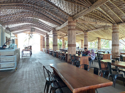 Hello Beach Asep 13 Coffee and Resto