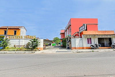 Flores Star Hotel