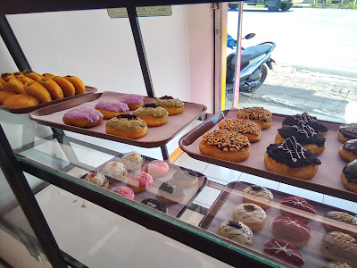 IZIY Donat Bobotsari