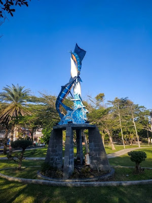 Jalur masuk pantai pangandaran