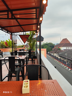 Juarra cafe. coffee n rooftop