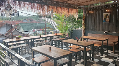 Kayu Manis Coffee And Eatery