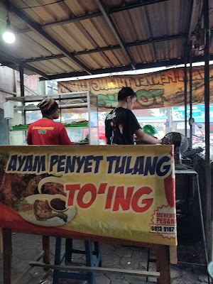 Kedai Ayam Penyet Tulang LunakBang Toing