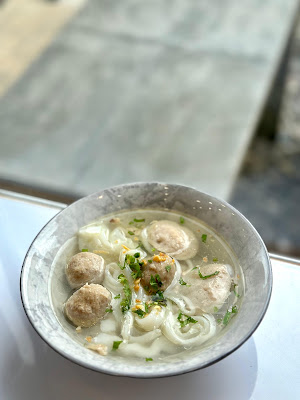 Kedai Bakso Ngapung Sentoesa
