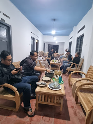 Kedai Kopi CARIKAN