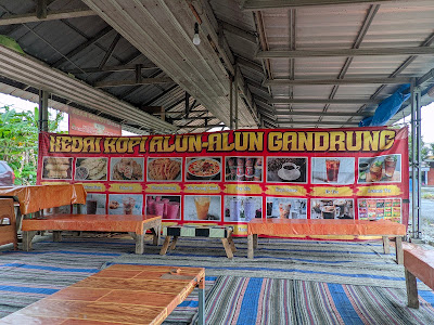 KEDAI KOPI & GORENGAN MBA GEMOY ( PENI )