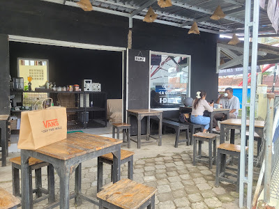 Kedai Kopi Nol Kilometer Baturraden