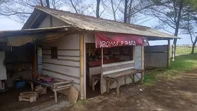 kedai mendoan