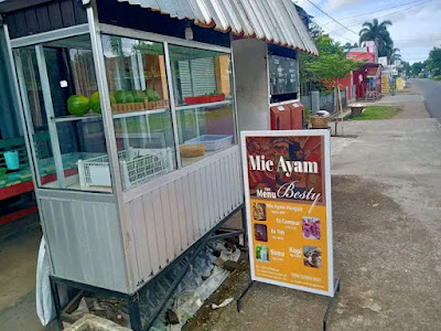 Kedai Mie Ayam, Nasi kuning, baso, minuman dingin dll mamah isti