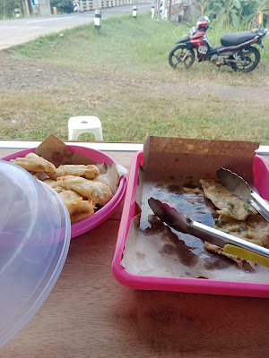 Kedai "PIRJA GEMILANG" ES, KOPI dan MIE AYAM