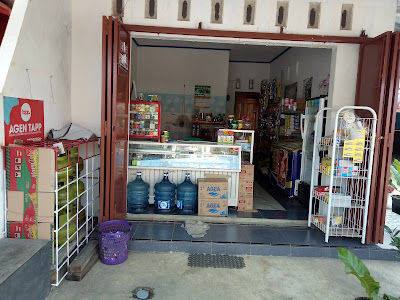 KEDAI PULSA SIMPANG TIGA