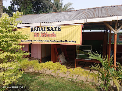 Kedai sate si mbah