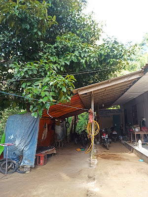 Kedai Uwa Rakim