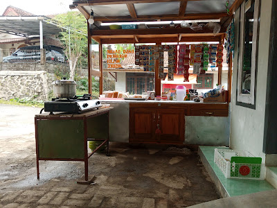 KEDAI ZIVANA
