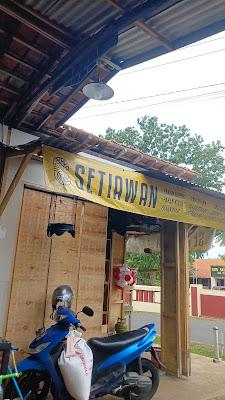 KIOS BURUNG SETIAWAN