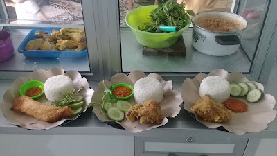 KM 12 Kedai Makan KarangMangu