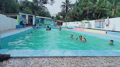 Kolam Renang Bumdes Sindangbarang