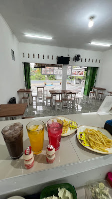 KOLEGA coffee and eatery