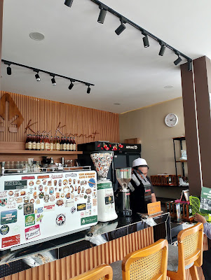 Kopi Keramat Cafe & Resto
