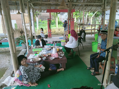 Kopi Lesehan Hartiti