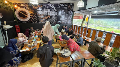 Kopi Podjok Serayu
