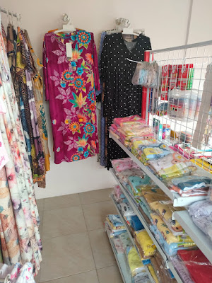 Larissa Store