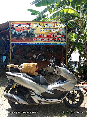 Lesehan Al Mubarok