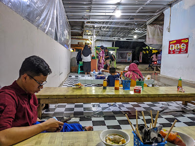 Lesehan Cuanki & Bakso Mercon