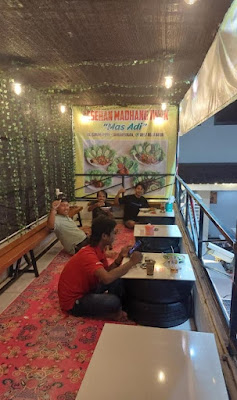 Lesehan Madang Iwak "Mas Adi"