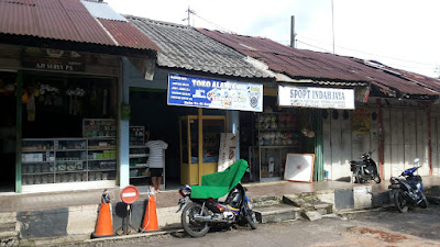 LOIS TAILOR ( TOKO ALAT JAHIT LENGKAP DAN VERMAK SERTA BIKIN SERAGAM DLL )