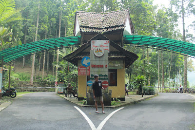 Loket Wisata Curug Cipendok