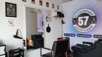 MAJU BARBERSHOP ( sokawera )