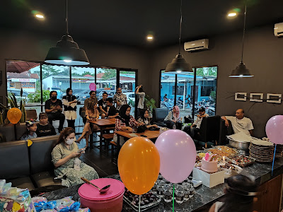 Marbi Coffee and Eatery