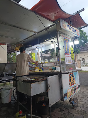 Martabak bangka "MBOK"