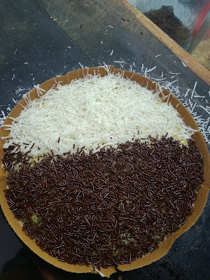 Martabak cempaka manis dan telor
