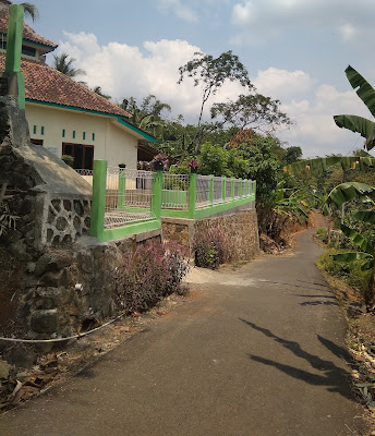 Masjid Aisyah Ahmad Khulafan