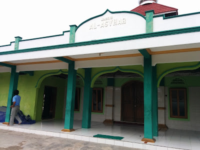 Masjid Al - Asyhar (ꦩꦱ꧀ꦗꦶꦣ꧀ꦄꦭ꧀ꦄꦱ꧀ꦪ꧀ꦲꦂ)