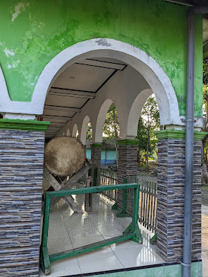 Masjid Al-Badru Buluwangi Gandrungmangu
