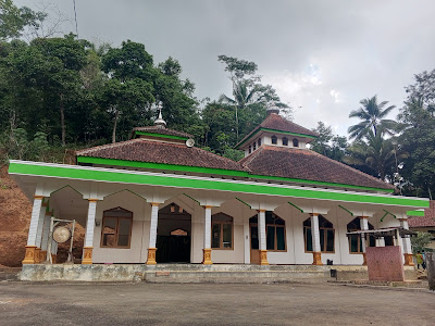 Masjid Al Hidayah Karangpucung Babakan