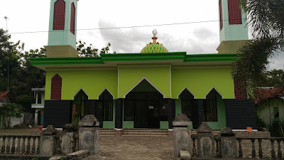 Masjid Al-Hikmah Kawunganten Lor